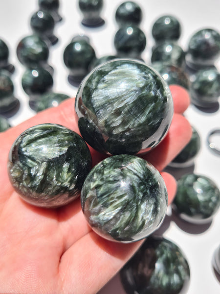 Seraphinite Spheres