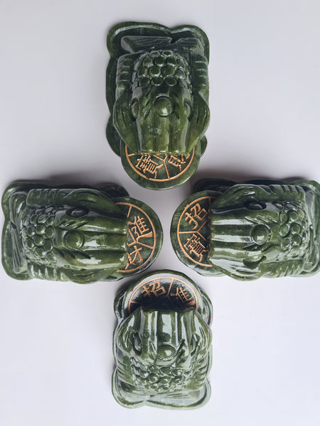Serpentine Chinese Money Frogs