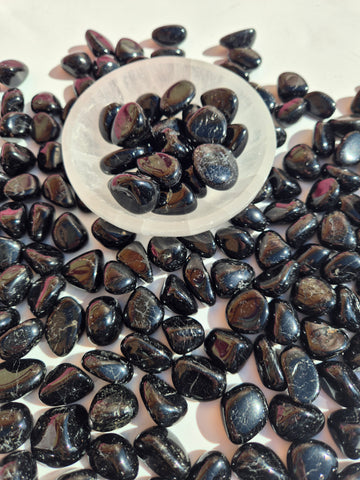 Tourmaline Black Tumbled Stones