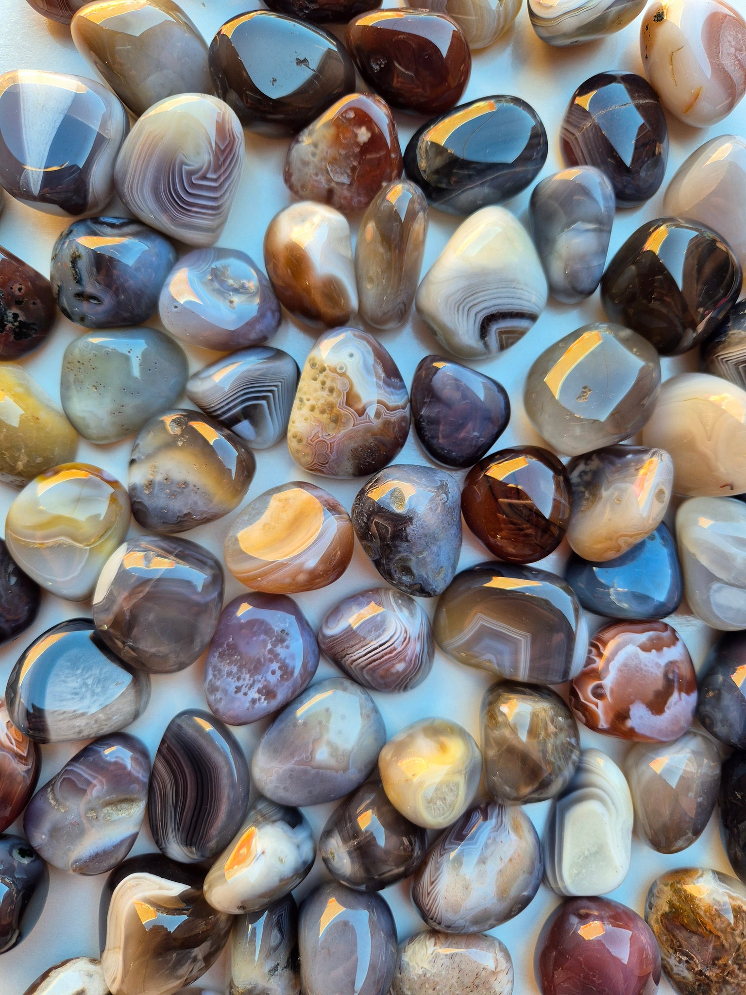 Agate Botswana Tumbled Stones 1KG