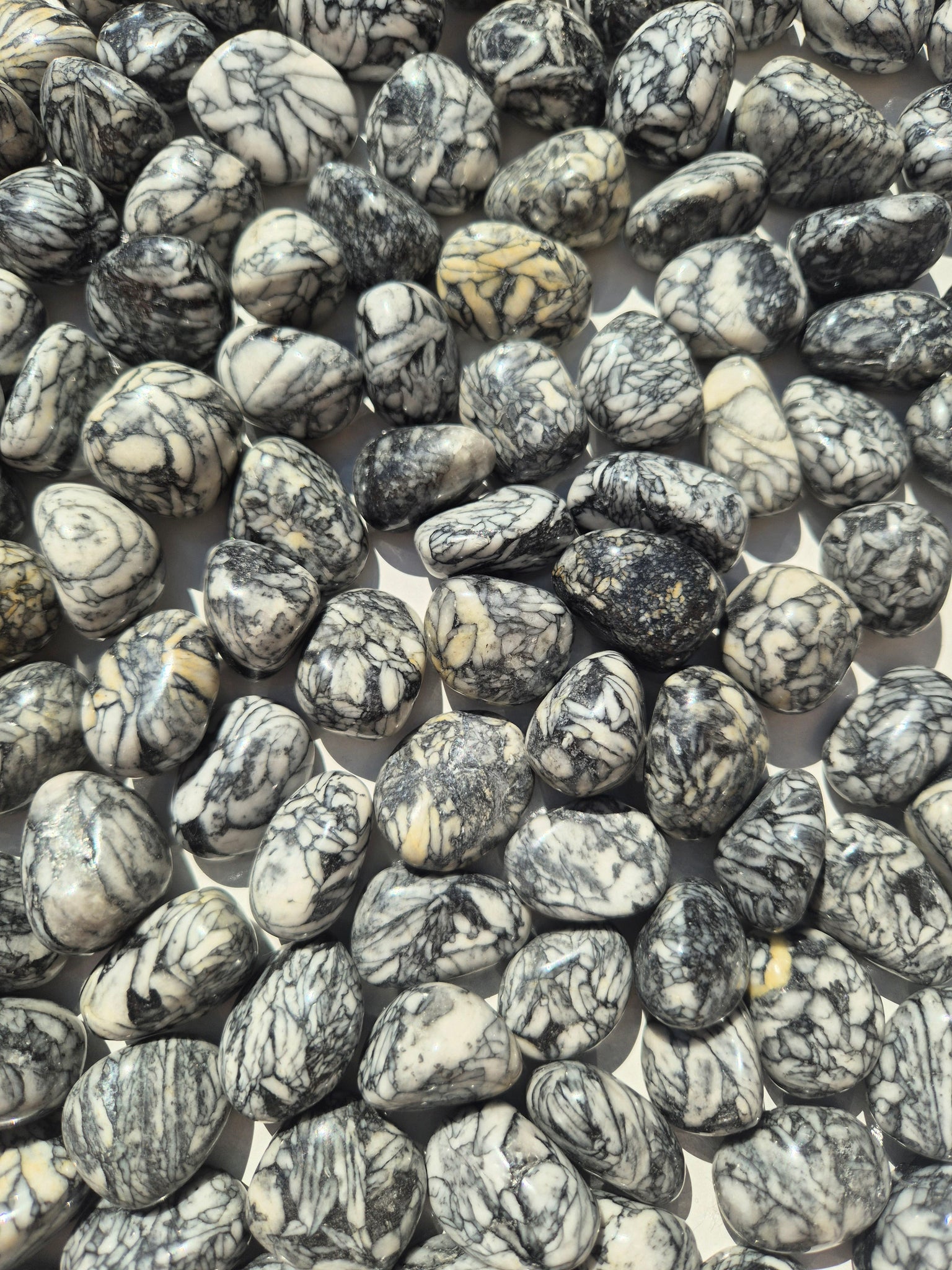 Pinolith Tumbled Stones 1KG
