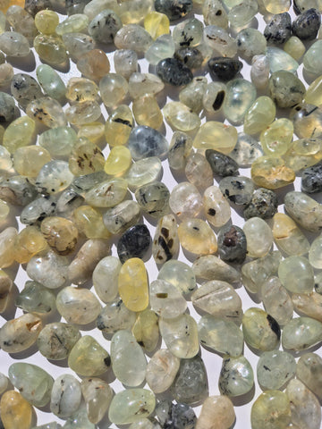 Prehnite w Epidote Small Tumbled Stones