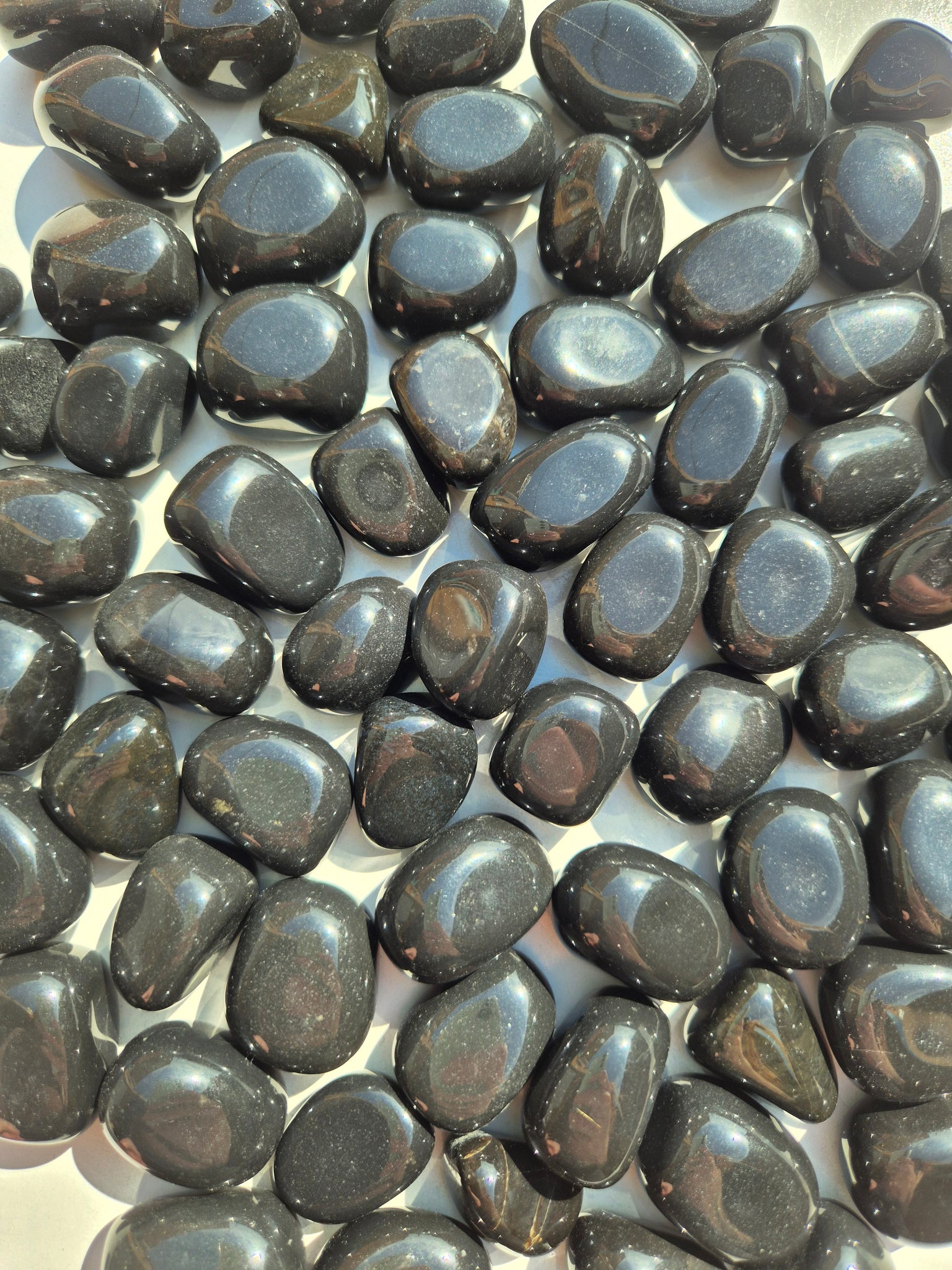 Onyx Black Tumbled Stones