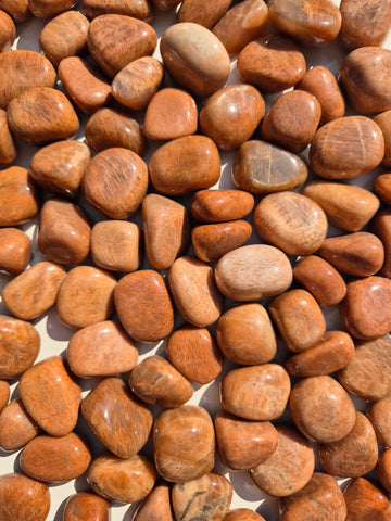 Moonstone Peach Tumbled Stones