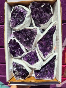 Uruguyuan Amethyst Clusters Tray