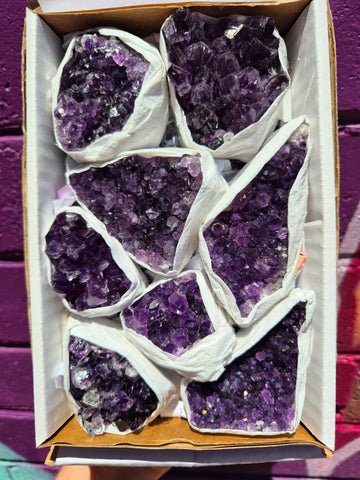 Uruguyuan Amethyst Clusters Tray