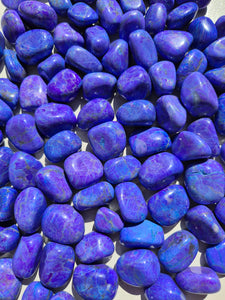 Howlite Purple (Dyed) Tumbled Stones 1KG