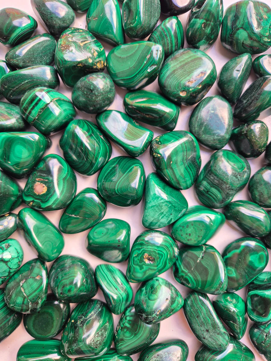 Malachite Tumbled Stones 1KG