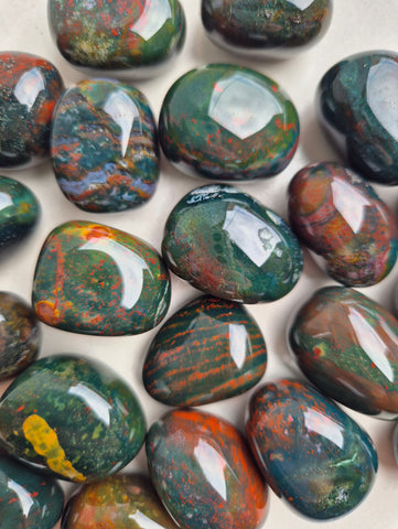 Bloodstone Tumbled Stones 1KG