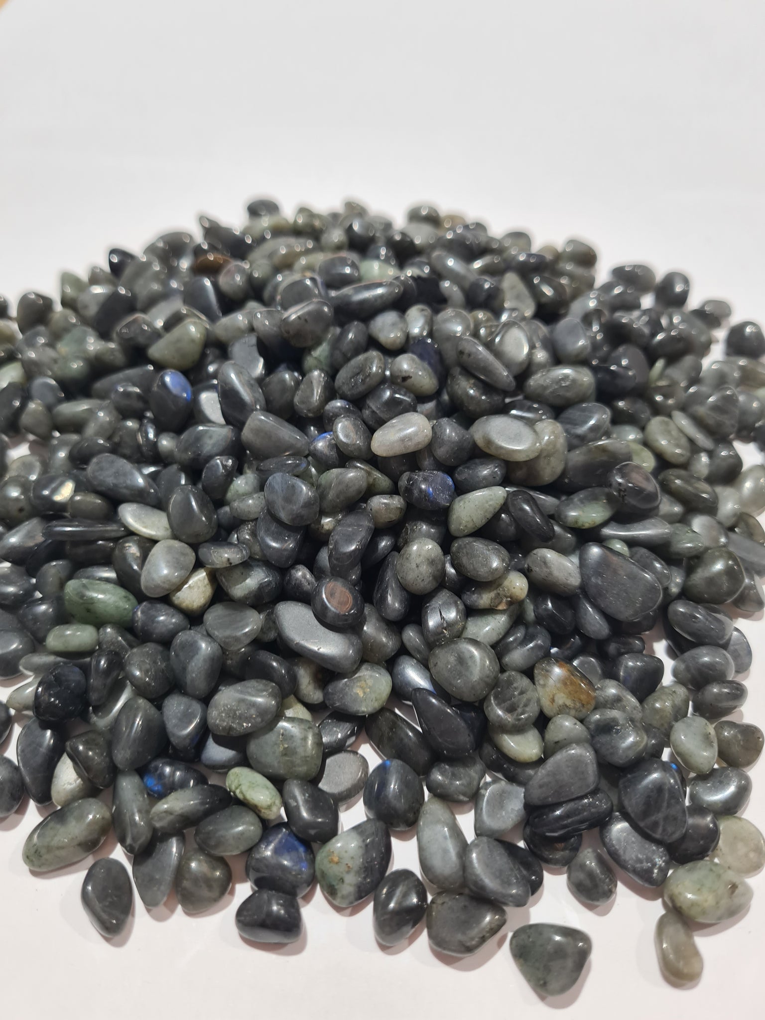 Labradorite Chips