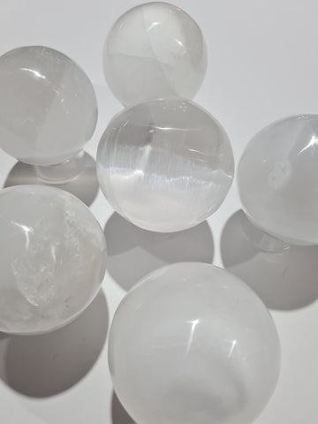 Selenite Sphere 70mm