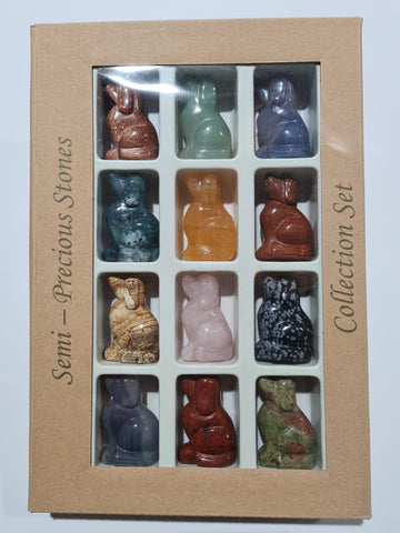 Dog Carvings Box