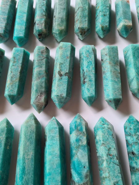 Amazonite w Smoky Quartz Generators 1KG